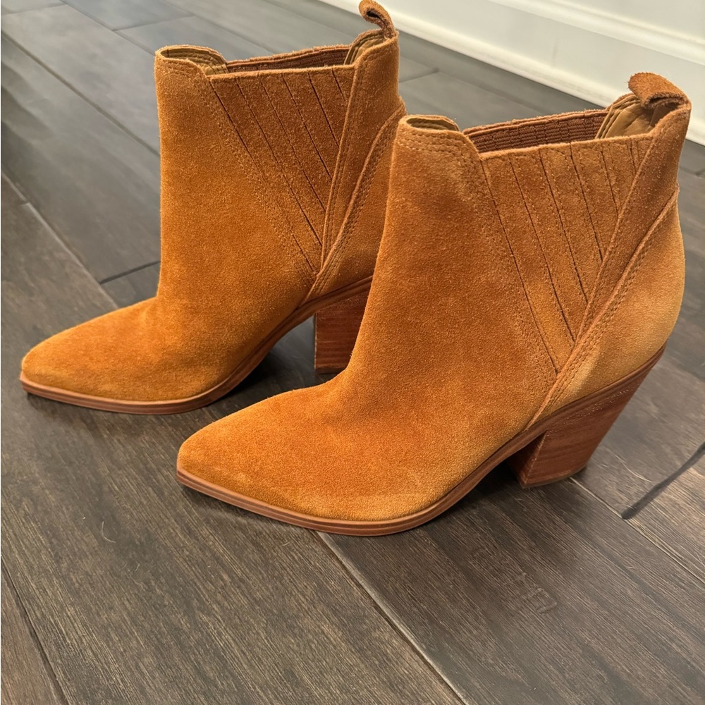 Brand New | Marc Fisher Alva Pointy Toe Bootie Size 6M